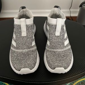 Adidas shoes 6 1/2 woman